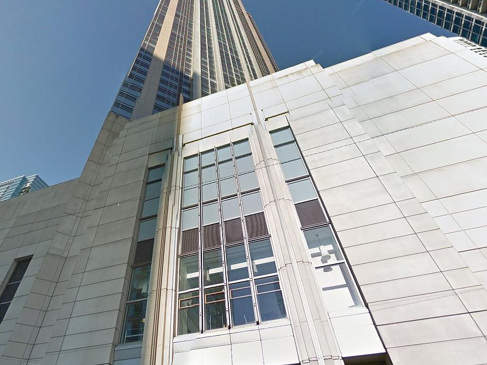 1st image of 512 N McClurg Ct Suite 34