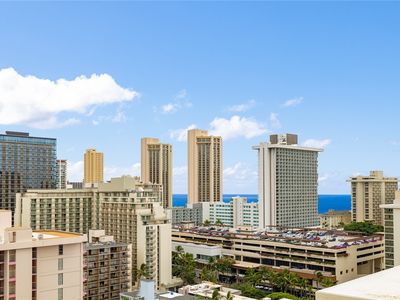 445 Seaside Ave APT 2209, Honolulu, HI, 96815