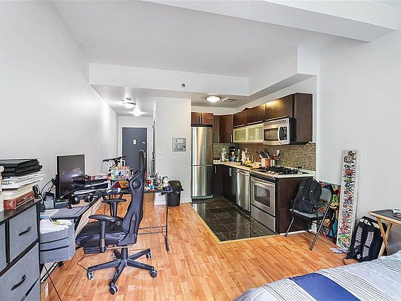 2nd image of 410 W 145th St #3R
