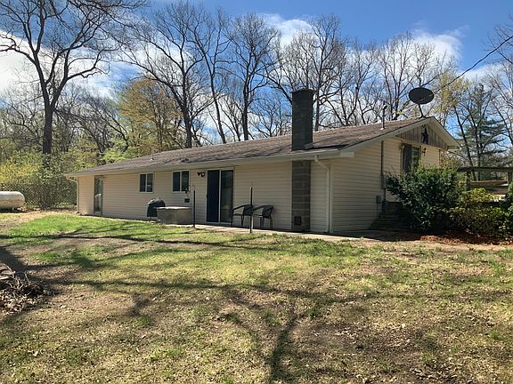 4th image of 2576 N Gordon Ave