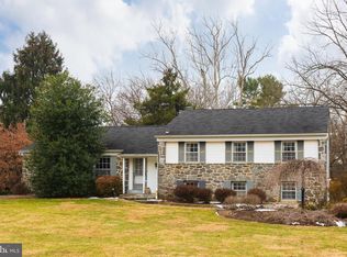 1570 Glenhardie Rd, Wayne, PA 19087