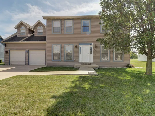 103 Wilshire Dr, Tuscola, IL 61953