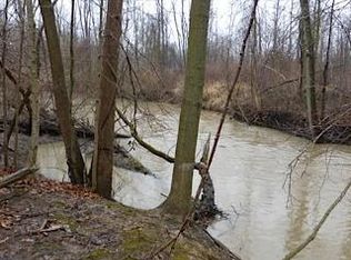 7020 S Meridian Rd, Hudson, MI 49247