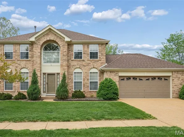 1661 Praise Blvd, Fenton, MO 63026