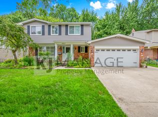 43615 Candlewood Dr, Canton, MI 48187