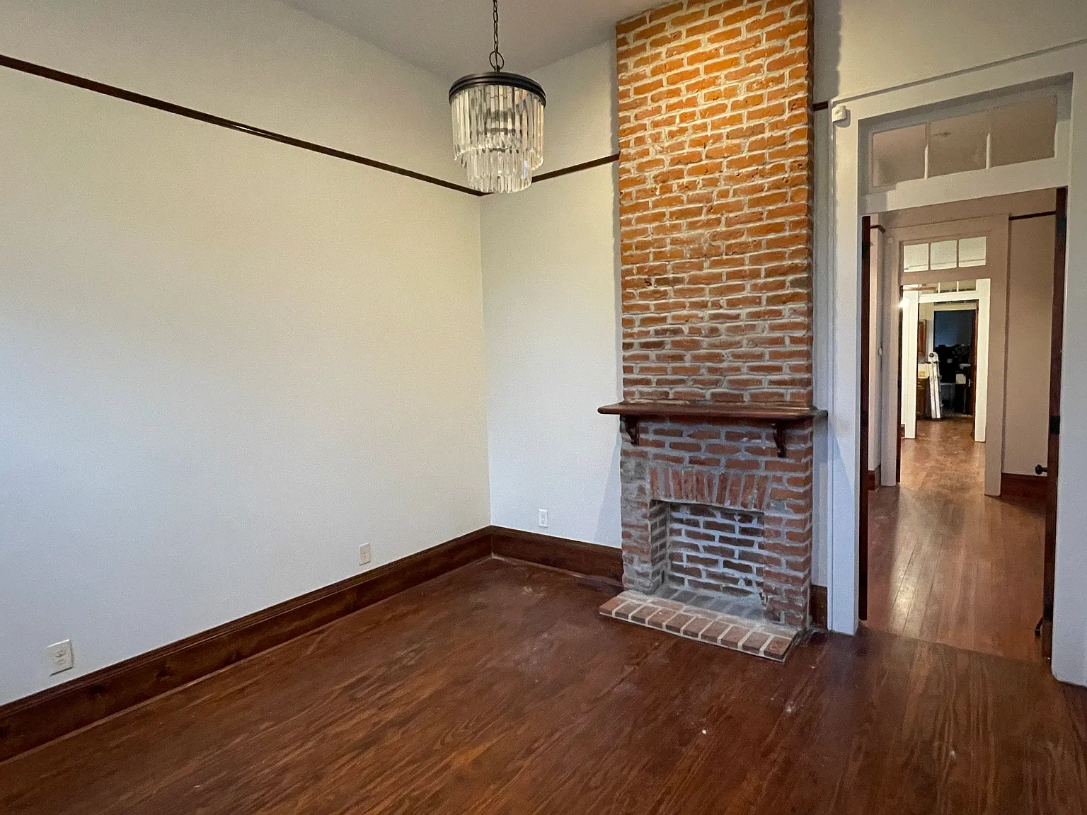 2 bed, 838 sqft, $1,800 — Photo 2