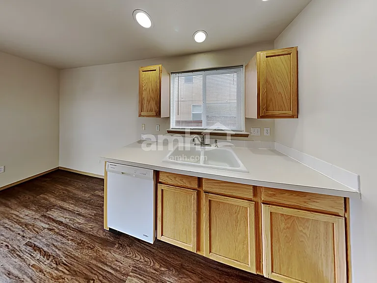 8905 134th St E — Photo 4