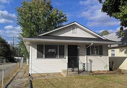 1st image of 1114 E Gimber St