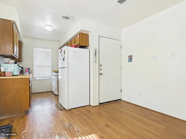 1515 Pine Ridge Dr — Photo 5