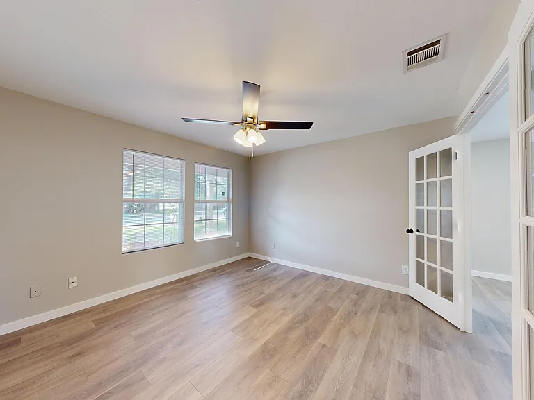 145 S Willow Way — Photo 12