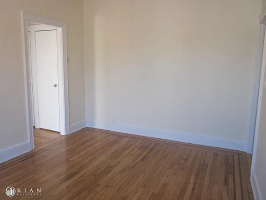 Rented by Kian Realty | media 22