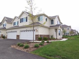 451 S Jade Ln, Round Lake, IL 60073