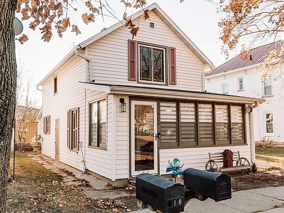 2nd image of 408 E Amelia St