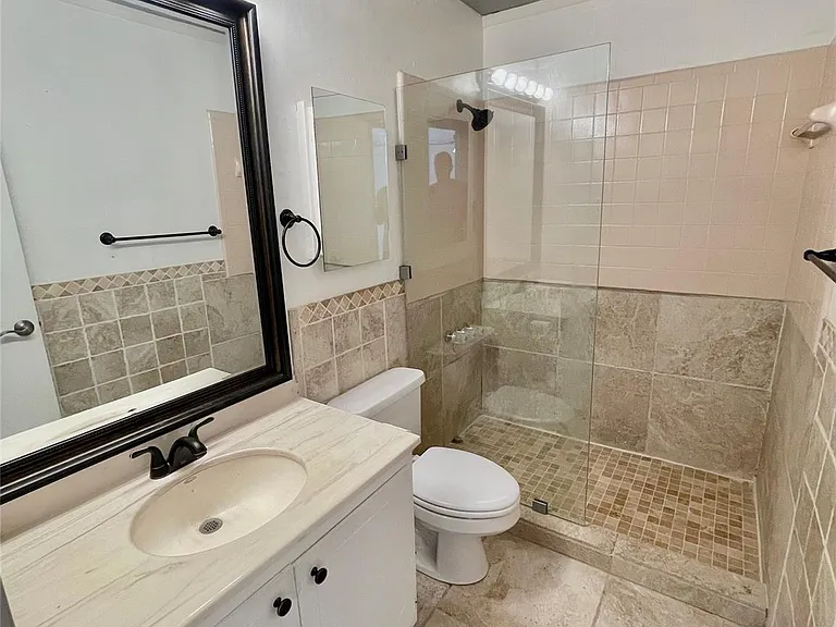 11606 Sagehurst Ln — Photo 8