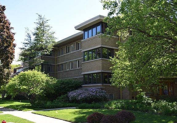 3rd image of 175 Linden Ave APT 1