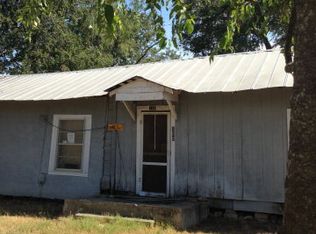 108 Cobb St, Uvalde, TX 78801