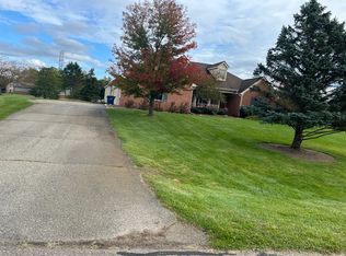 1000 Weber Ct, White Lake, MI