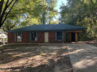723 Blackstone Ln, Memphis, TN 38127