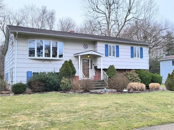 20 Theodore Roosevelt Drive, Blauvelt, NY 10913