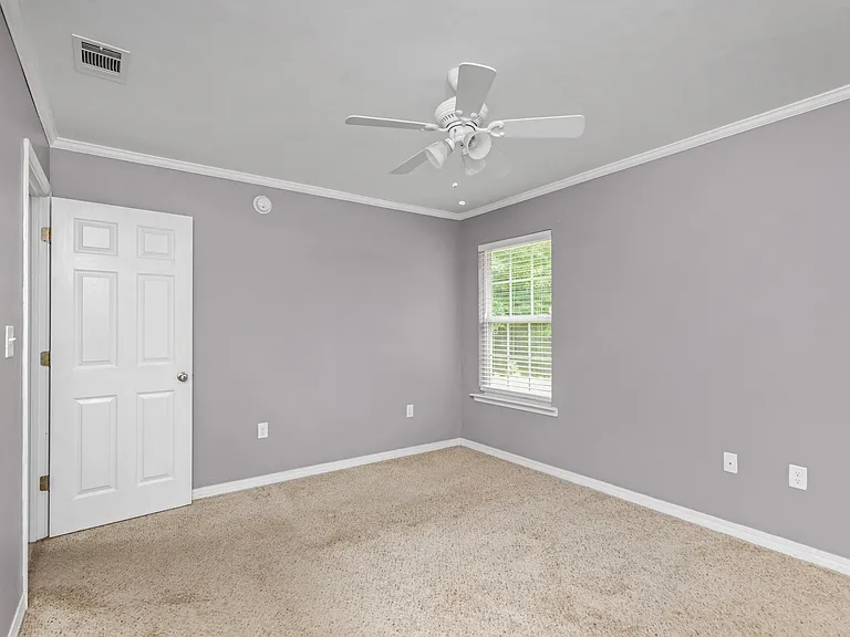 112 Split Creek Dr — Photo 24