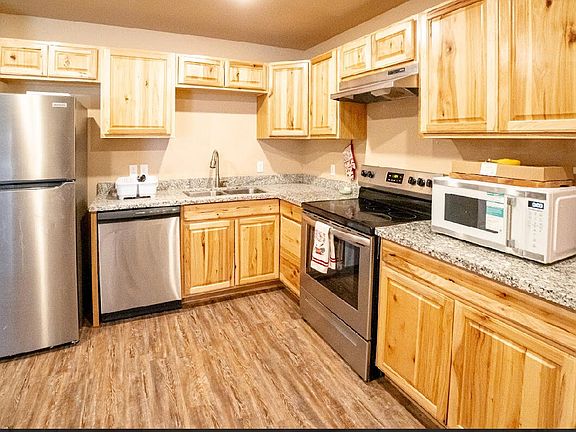 3rd image of 2412 N Avenue O
