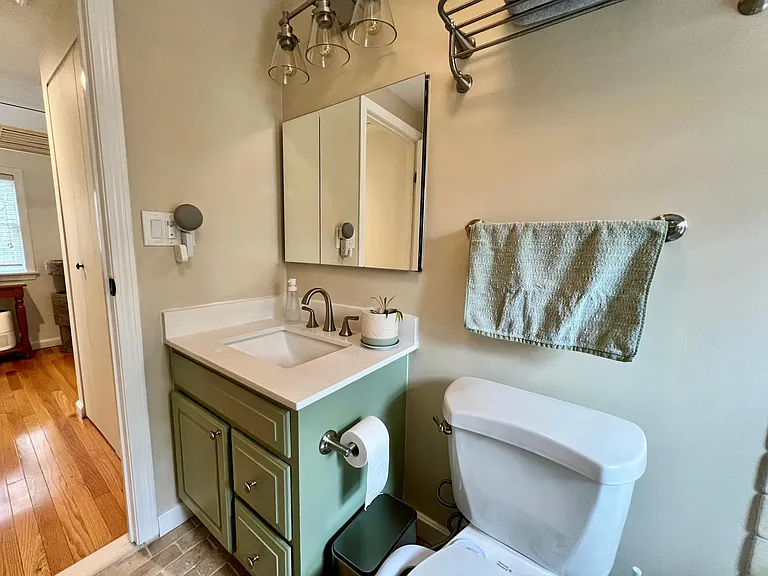 73 Hemlock Rd — Photo 22