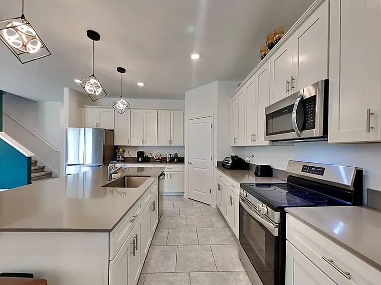 3115 Country Side Dr — Photo 5