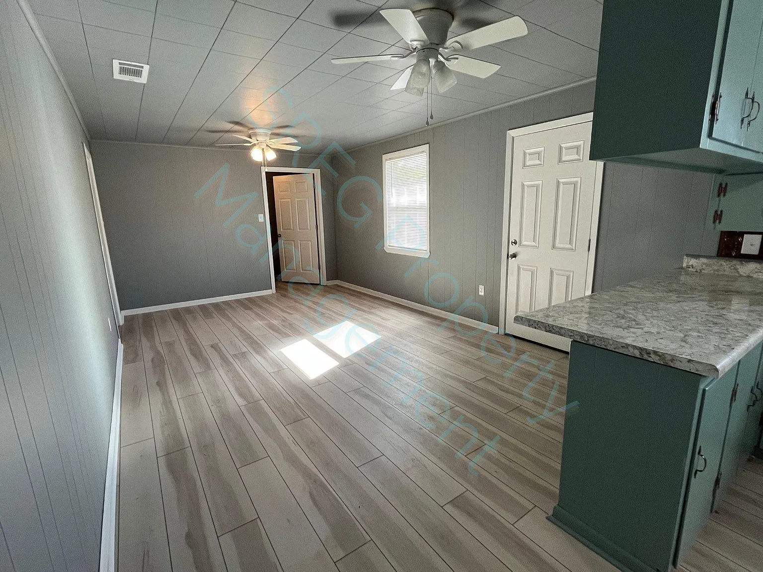 3 bed, 1.5 bath, 1456 sqft, $1,025 — Photo 4