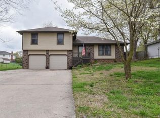 5841 S Lilac Ln, Battlefield, MO 65619