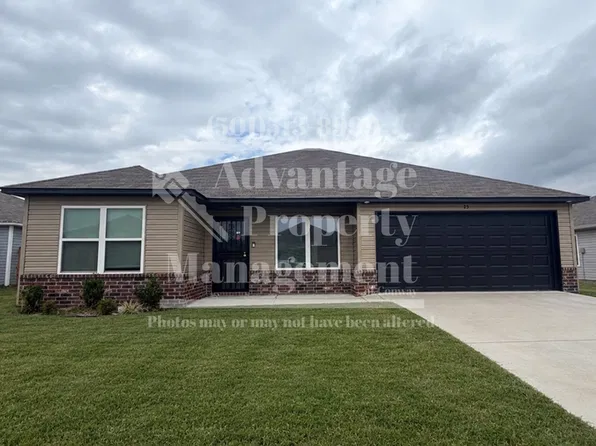 25 Fallen Oak Dr, Conway, AR 72032