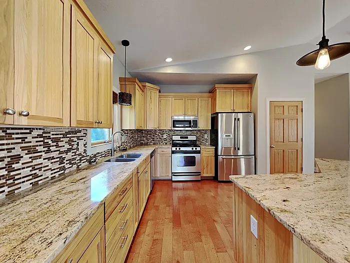 4870 Glasgow Rd — Photo 2