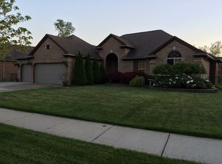 53581 Deerfield Ln, New Baltimore, MI 48047