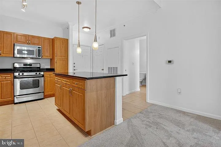 12945 Centre Park Cir #403 — Photo 6