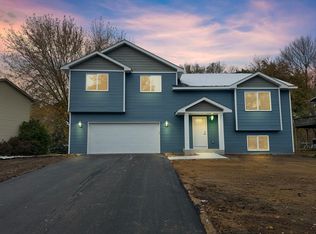 11756 4th St NE, Blaine, MN 55434