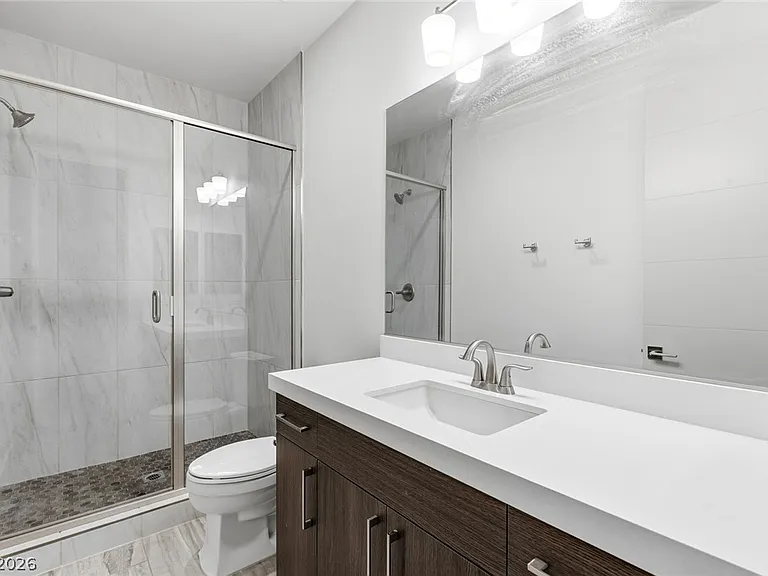 75 Pristine Glen St — Photo 40