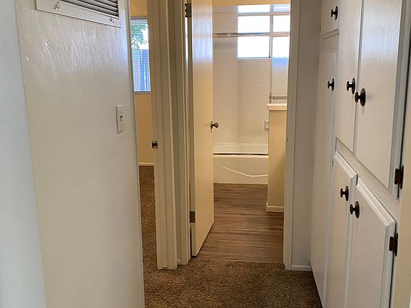 4th image of 5119 Appleblossom Dr APT 3
