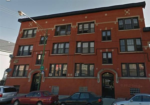 3152 W Diversey