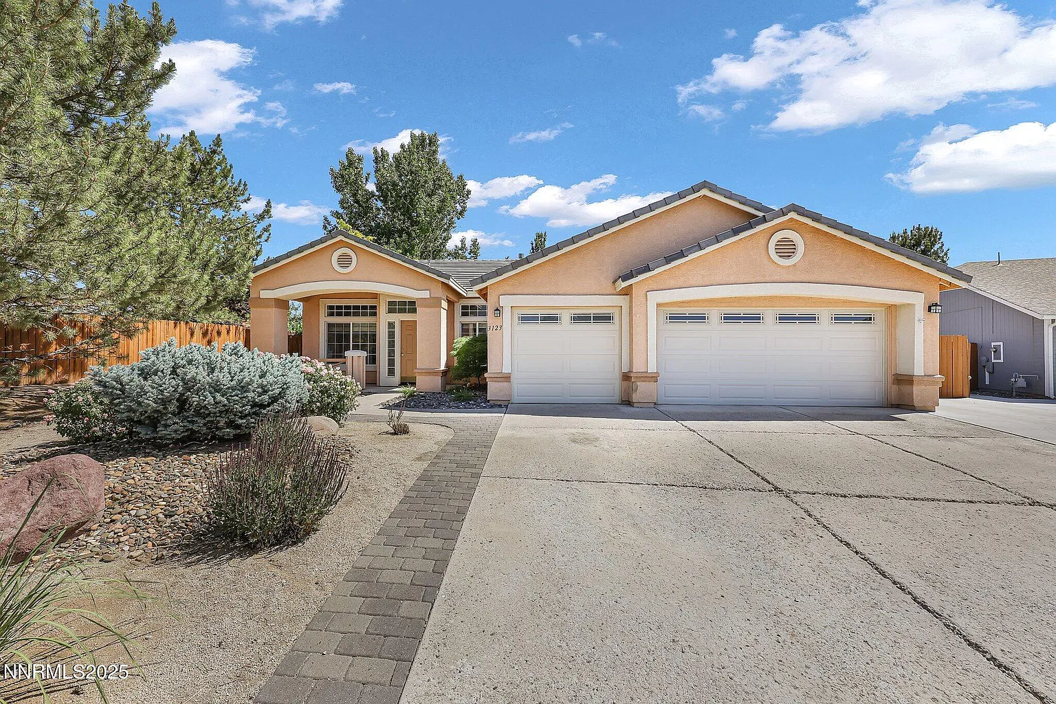 3123 Minino Ct photo 1