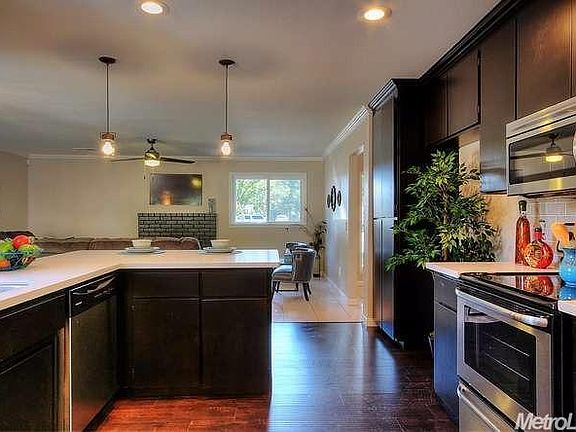 3rd image of 2625 Scandia Ct