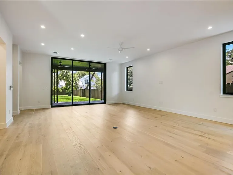 4515 Jinx Ave — Photo 11