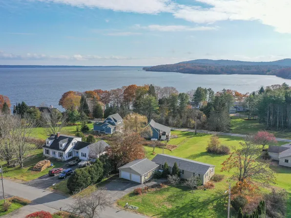 5 Seaside Drive, Belfast, ME 04915
