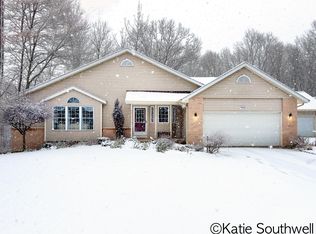 3644 Timber Creek Dr NW #18, Comstock Park, MI 49321