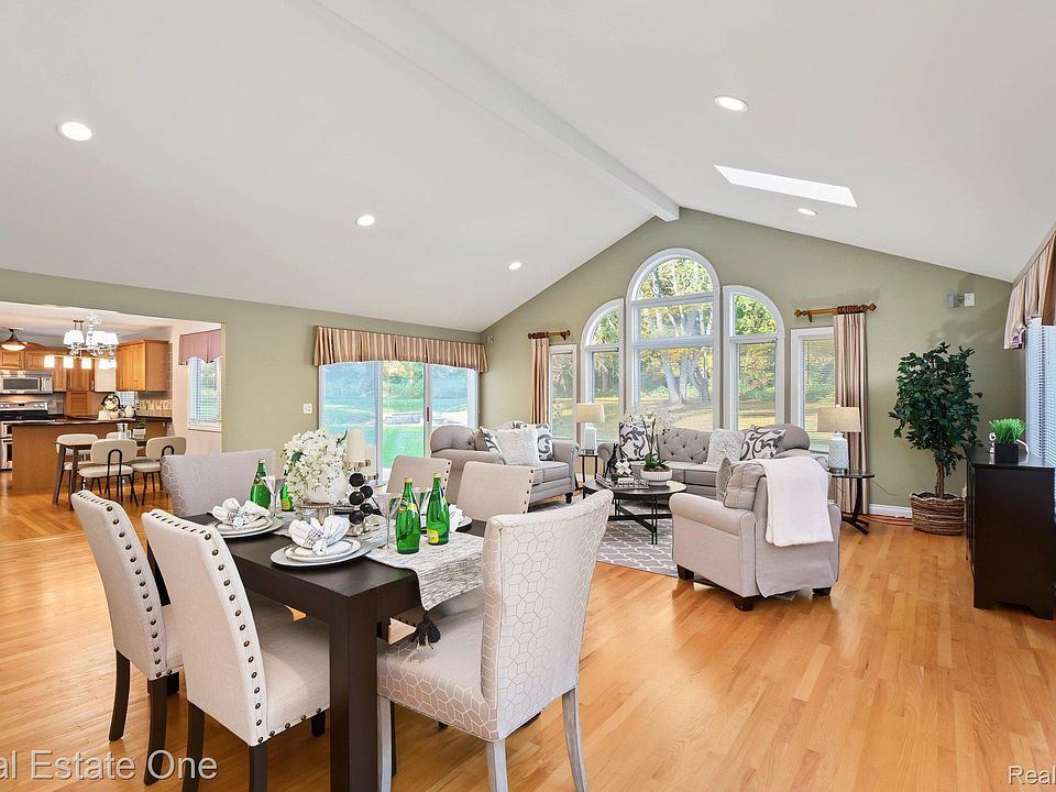 9243 Sherwood Dr, photo 10