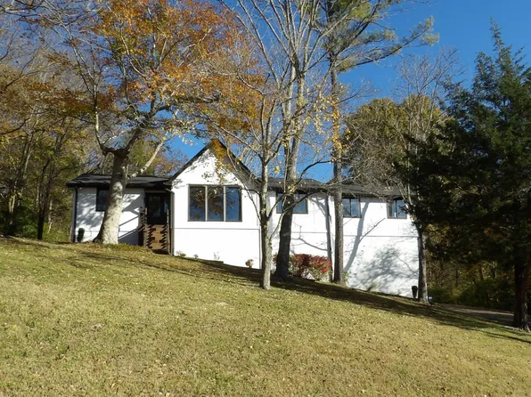 8369 Merrymount Dr, Nashville, TN 37221