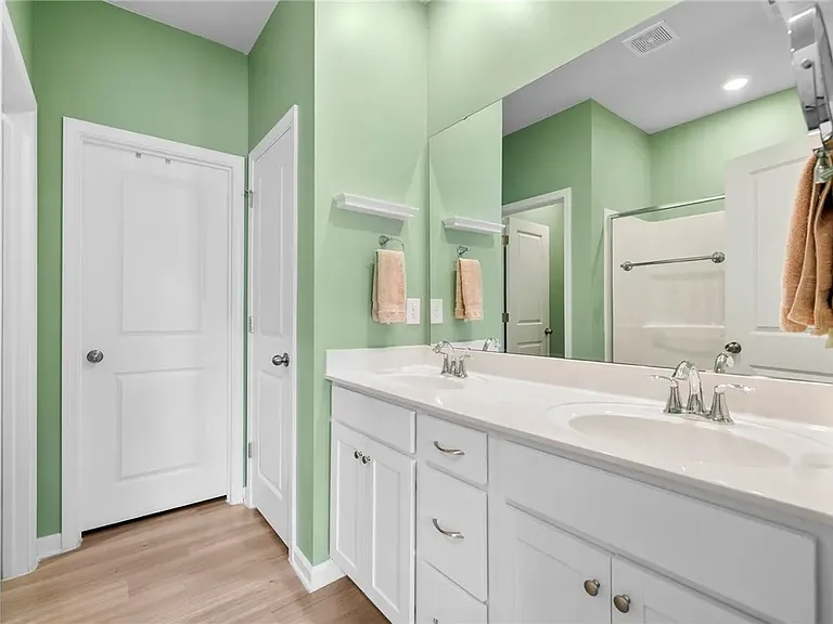 105 Aleppo Ln — Photo 6