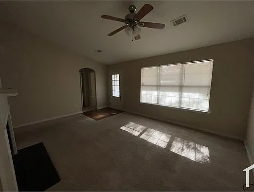 407 Fairlawn Dr — Photo 6