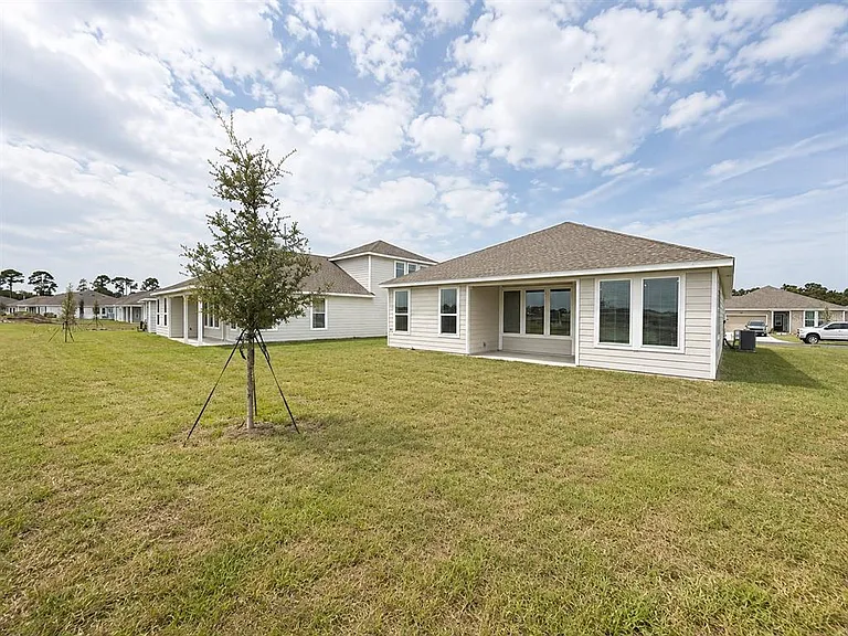 644 Ruth Ave — Photo 24