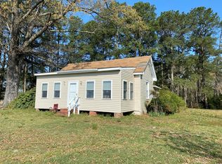 391 Mila Rd, Heathsville, VA 22473
