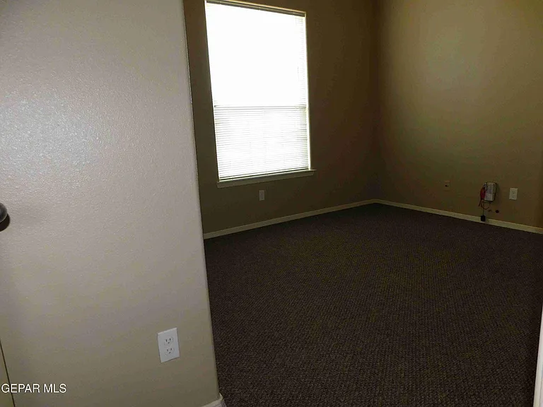 14628 Rockbridge Ave — Photo 6