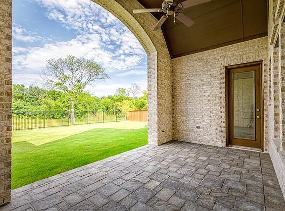 3rd image of 7912 River Park Dr